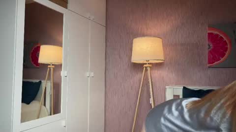 Emily online show from March 2026 06:36:01 AM