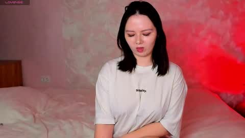 JULIE online show from April 2026 10:05:01 AM