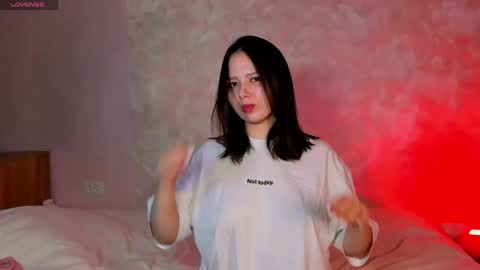 JULIE online show from April 2026 10:14:02 AM