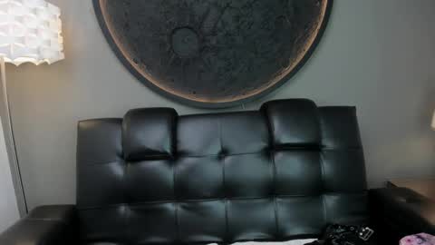 Vaiolette online show from March 2025 11:10:02 AM