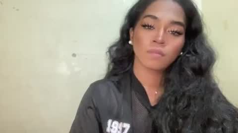 miss_veron_xoxo online show from March 2026 04:23:01 PM