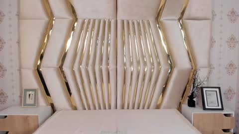 Veronica summer  7AM to 1500 PM hour GMT-5 online show from December 2024 11:40:01 AM