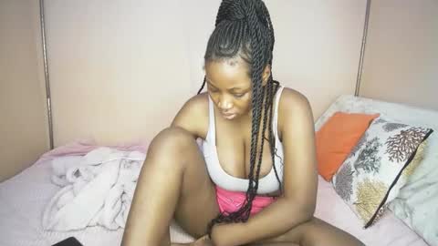miss_worldfire online show from June 2026 12:55:02 PM