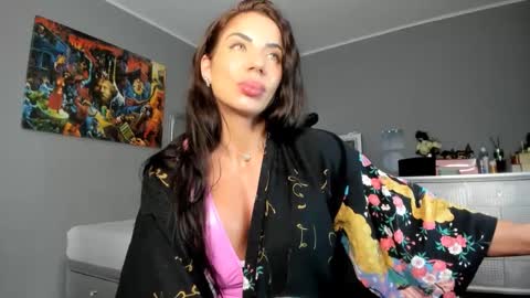 Alesyamuscledoll online show from March 2025 03:18:01 PM