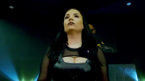 AliceReign online show from April 2026 05:49:01 AM