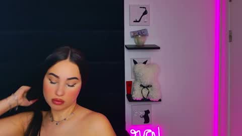Snapshot of missameliaaa chatting on April 2026 11:26:02 AM Amelia online show from April 2026 11:26:02 AM
