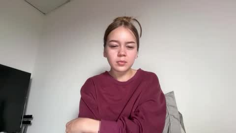 Ameliahs online show from October 2025 12:31:01 PM