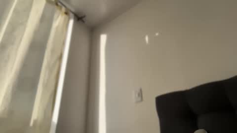 Ameliahs online show from November 2025 11:56:02 AM