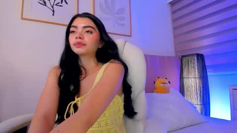 Ariadna Ruiz online show from March 2026 12:00:02 PM