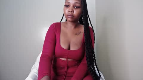 Snapshot of missbeautyke chatting on May 2026 03:19:02 PM callmebaby online show from May 2026 03:19:02 PM