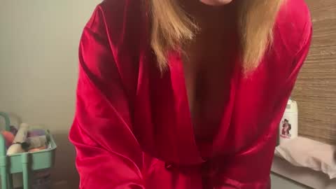 Snapshot of missbehavinxoxo chatting on September 2025 12:54:01 PM MissBehavinxoxo online show from September 2025 12:54:01 PM