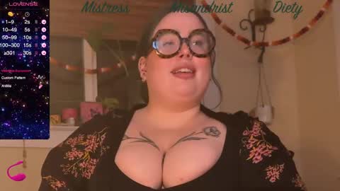 Snapshot of missbika chatting on January 2025 04:43:01 AM Miss Bika online show from January 2025 04:43:01 AM