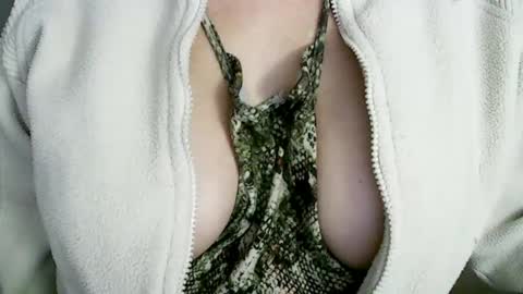 Avamlash online show from June 2026 06:40:01 PM