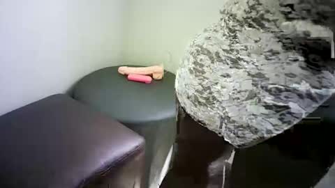 missbutty online show from April 2026 10:38:02 AM