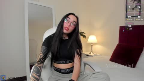 Snapshot of misscamilaf chatting on January 2025 12:33:01 AM Camila Flores online show from January 2025 12:33:01 AM