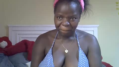 misscandy352_ online show from April 2026 02:22:02 PM