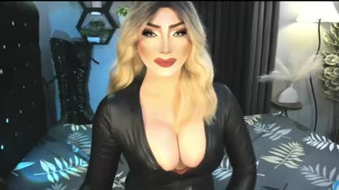 Snapshot of misschannel4sub chatting on July 2026 08:55:01 PM PRIESTESS CHANNEL online show from July 2026 08:55:01 PM