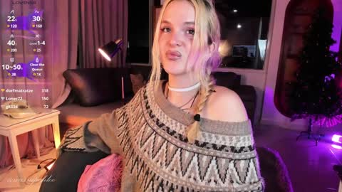 Chloe freelance model Please your thumbs up are important  online show from December 2024 02:13:02 AM