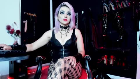 Snapshot of missdarklady chatting on February 2025 11:15:01 PM Missdarklady online show from February 2025 11:15:01 PM