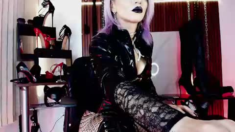 Snapshot of missdarklady chatting on July 2026 01:58:33 AM Missdarklady online show from July 2026 01:58:33 AM