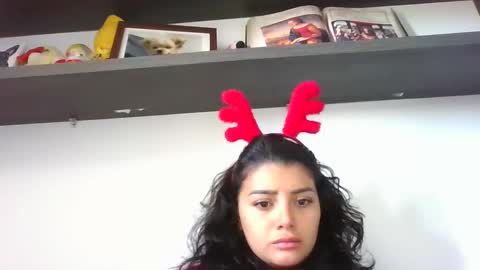 Snapshot of misselii chatting on February 2025 03:07:01 PM melodie online show from February 2025 03:07:01 PM