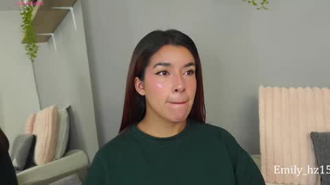 Yuliana online show from October 2025 09:18:02 AM