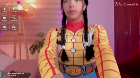 Snapshot of missesmeralda chatting on January 2025 11:12:02 AM Julieta Arboleda but i like call me esme online show from January 2025 11:12:02 AM