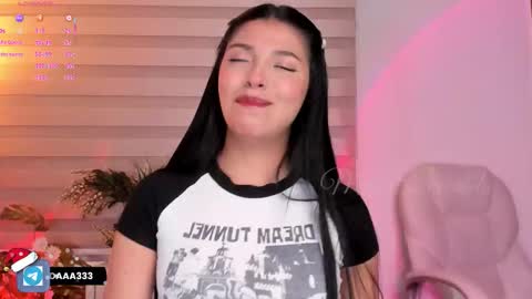 Julieta Arboleda   but i like call me esme online show from December 2025 07:40:02 PM