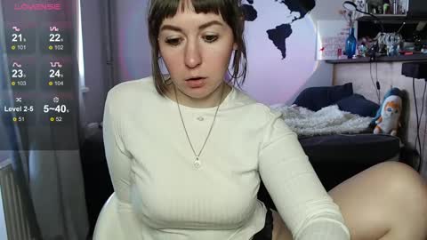 Snapshot of missgenevaonceagain chatting on May 2026 11:27:01 AM G online show from May 2026 11:27:01 AM