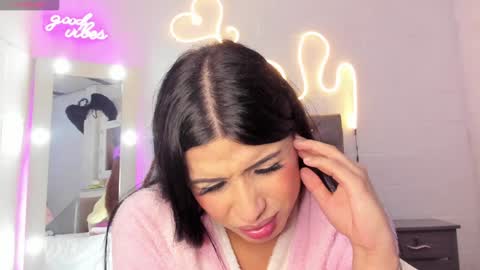 Snapshot of missgissel chatting on December 2024 01:08:01 AM Gisell Gigi online show from December 2024 01:08:01 AM