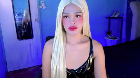 im your queen steffie online show from April 2026 02:55:01 AM