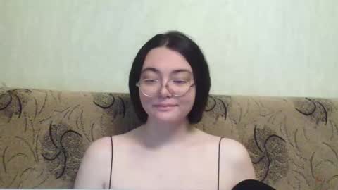Snapshot of missis_mona chatting on September 2025 06:35:01 AM missis mona online show from September 2025 06:35:01 AM