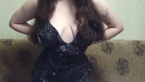 Snapshot of missis_mona chatting on May 2026 11:44:01 PM missis mona online show from May 2026 11:44:01 PM