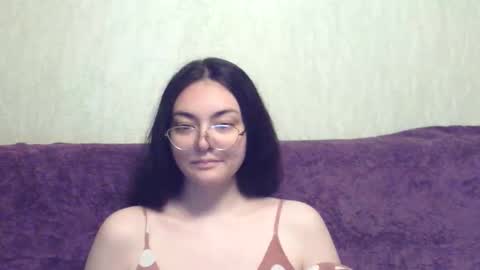Snapshot of missis_mona chatting on June 2026 03:18:02 AM missis mona online show from June 2026 03:18:02 AM