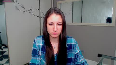 Snapshot of missis_sofiia chatting on January 2025 06:33:01 AM Sofia online show from January 2025 06:33:01 AM