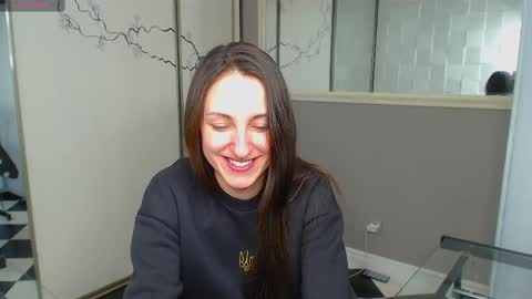 Snapshot of missis_sofiia chatting on February 2025 01:22:01 PM Sofia online show from February 2025 01:22:01 PM