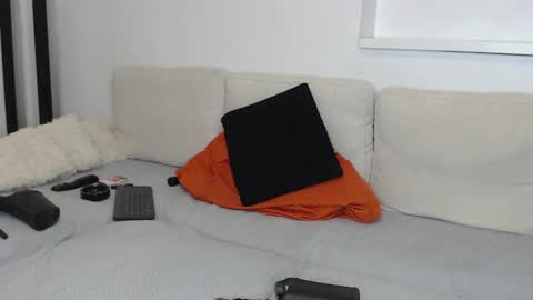 missjenifer online show from September 2025 08:23:01 PM