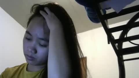 Jona online show from December 2024 05:04:01 PM
