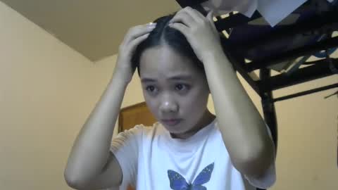 Jona online show from December 2024 05:08:01 PM