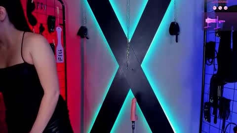 Snapshot of misskara_ariana_bdsm chatting on September 2025 12:08:02 PM Miss Kara and Ariana online show from September 2025 12:08:02 PM