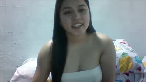 Snapshot of misskitty2xxx chatting on January 2025 11:23:01 PM Merry online show from January 2025 11:23:01 PM