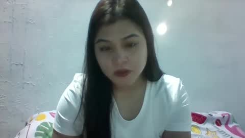 Snapshot of misskitty2xxx chatting on February 2025 01:42:01 AM Merry online show from February 2025 01:42:01 AM