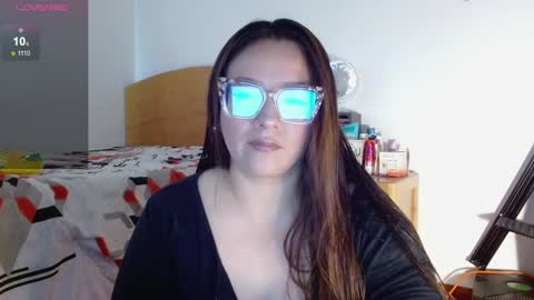 eva   online show from February 2025 01:44:01 PM