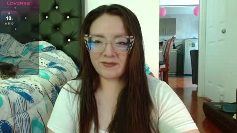 eva   online show from February 2025 02:21:01 PM