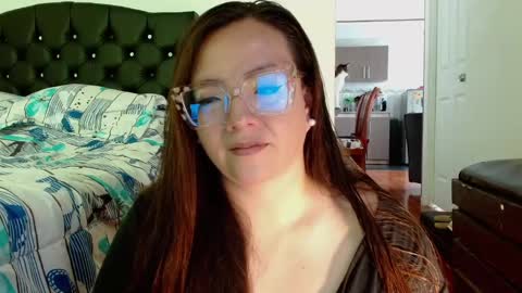 eva   online show from March 2025 02:48:01 PM