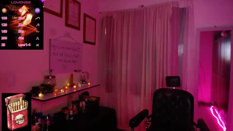 Snapshot of misslana_wn chatting on October 2025 10:29:02 PM LanaLul online show from October 2025 10:29:02 PM