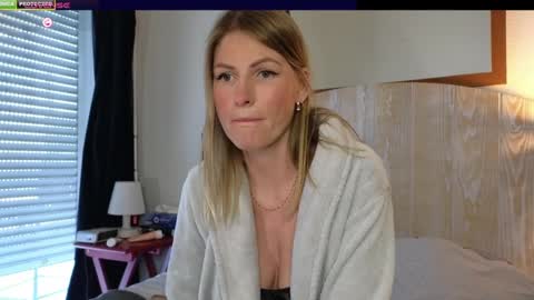 Snapshot of misslucci chatting on February 2025 08:55:01 AM Misslucci online show from February 2025 08:55:01 AM
