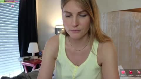 Snapshot of misslucci chatting on February 2025 01:39:01 PM Misslucci online show from February 2025 01:39:01 PM