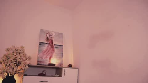 Lullu online show from September 2025 04:23:01 AM