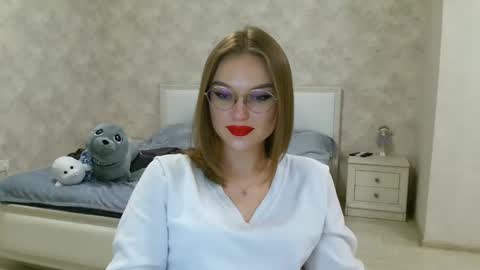 OneGoddess online show from January 2025 10:01:01 PM